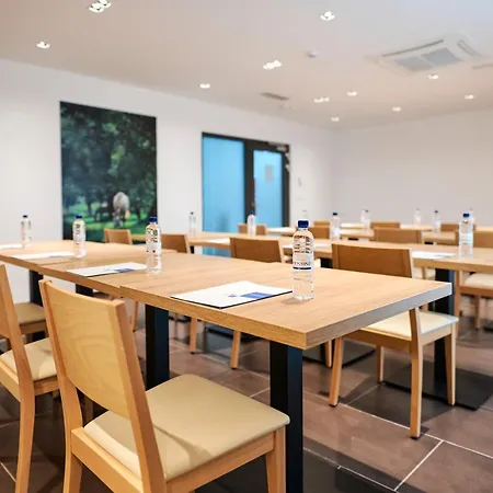 梅客斯可酒店 3*