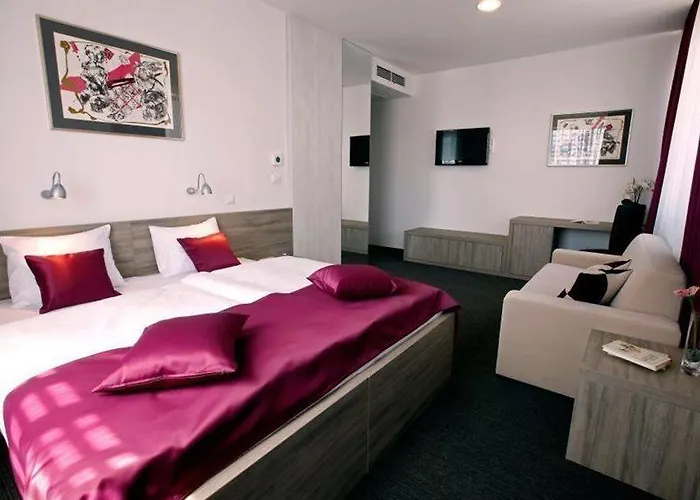 梅客斯可酒店 3*